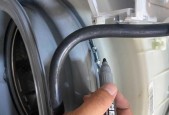 美的油烟机油渍清洗方法？步骤是什么？