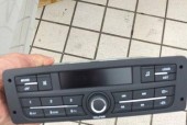 小音响低音炮一体机拆卸步骤是什么？