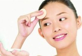 冰箱漏水的影响及解决办法（冰箱漏水问题的危害与应对之策）