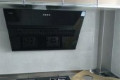 厨房抽油烟机的清洗方法（轻松解决油烟困扰）