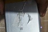 荣耀手机通用背夹电池怎么换？更换过程中需要注意什么？