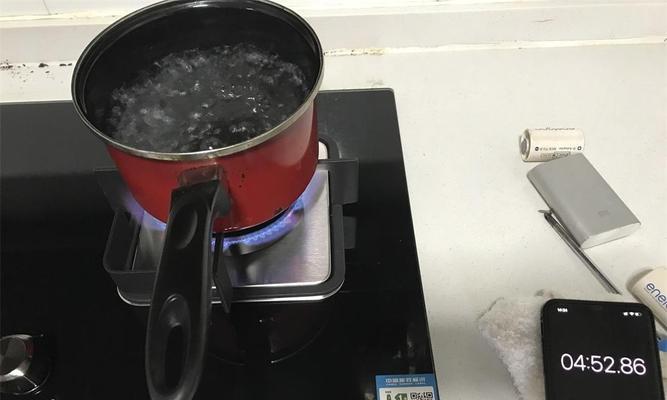燃气灶出现水渍怎么办？如何快速清理维护？  第1张