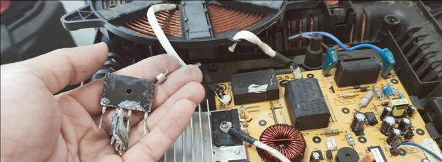 电磁炉不通电怎么办？维修价格大概是多少？  第3张