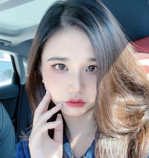 自拍像苹果手机的软件叫什么？效果逼真吗？  第2张